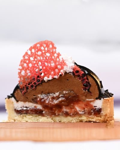 Chocolate strawberry tart