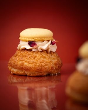 Irish Vanilla cream profiterole