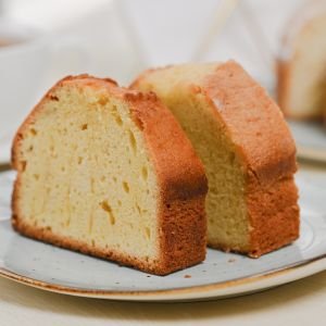 Madagascar Vanilla Bean Tea Cake